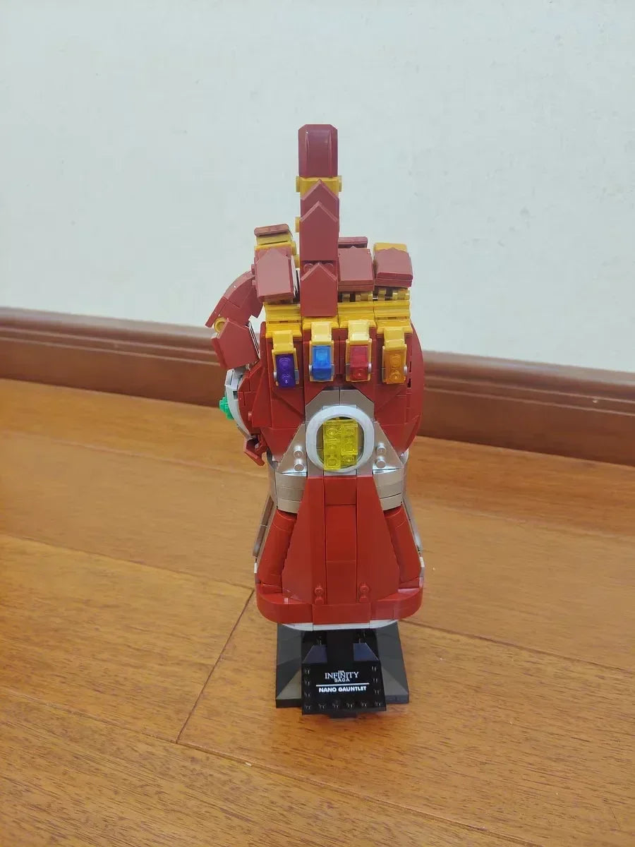 Marvel 32cm Iron Man Nano Gauntlet Building Blocks – Thanos Infinity Gloves DIY Puzzle Plastic Figure Toy