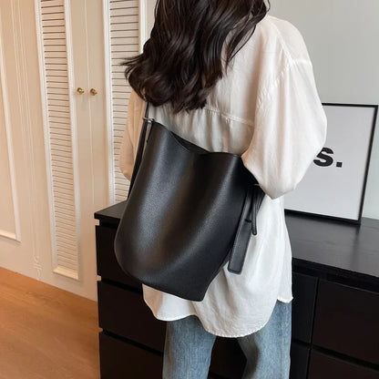 LEFTSIDE Retro Small Solid Color Leather Shoulder Bag – 2025 Korean Designer Handbag for Women