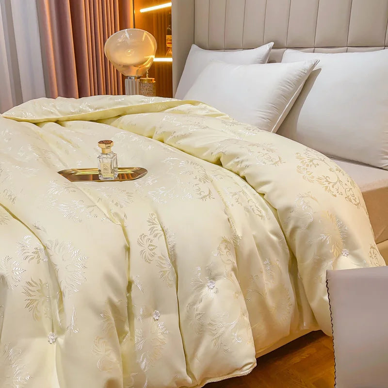 100% Natural Mulberry Silk Comforter - Summer Cool & Winter Warm Duvet, King, Queen, Twin & Single Bedding Quilt