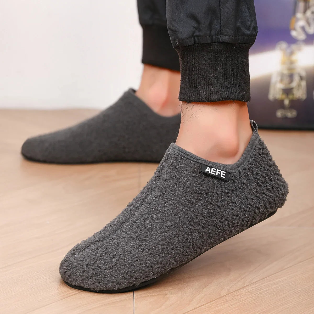 Men’s Fuzzy Winter Slippers – Warm Indoor House Shoes with Soft Cushioning & Arch Support