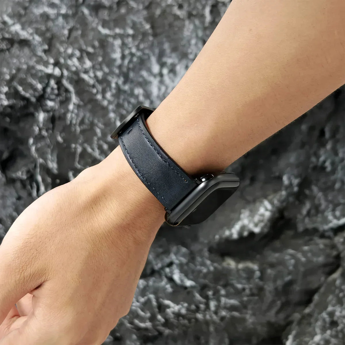 Leather Strap for Apple Watch – High-Quality Replacement Band for All Series 38-49mm