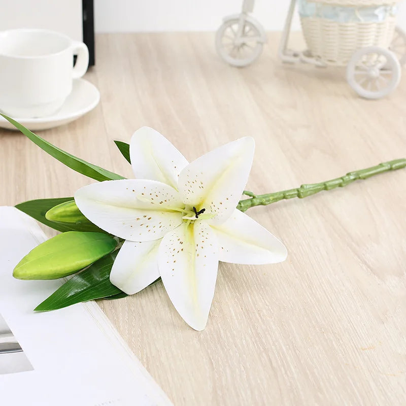 Artificial Silk Lily Bouquet – Creative Fake Flower Arrangement for Living Room, Sweetheart Decoration for Friends