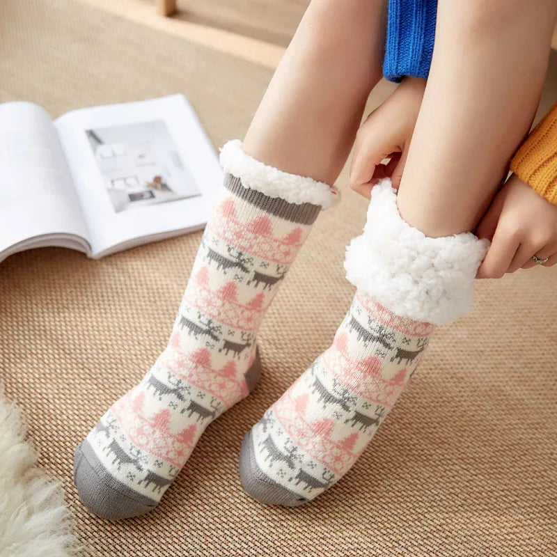 Women’s Winter Plush Socks – Soft Fuzzy Non-Slip Floor Slippers with Penguin, Deer, Elk & Bear, Cozy Christmas Gift