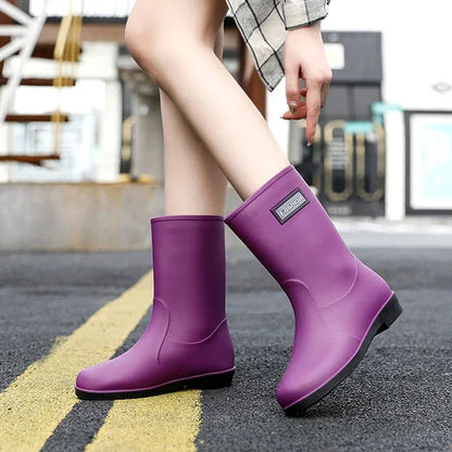 Women’s Four-Season Waterproof Rain Boots – Mid-Tube Non-Slip Rubber Shoes with Cotton Lining for Outdoor Fashion
