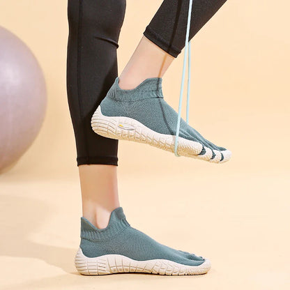 GallonShark Five Finger Shoes — Split Toe Soft-Soled Fitness Shoes for Men & Women, Pilates Yoga Sandals
