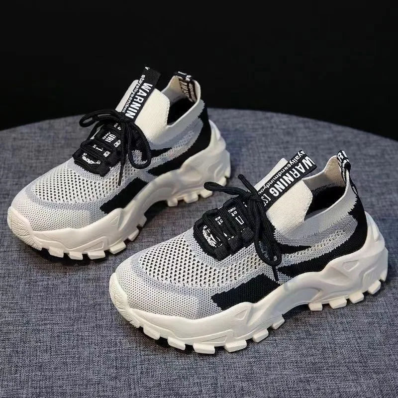2024 Fashionable Women's Running Shoes – Korean-Style Breathable & Lightweight Sports Shoes for Ladies