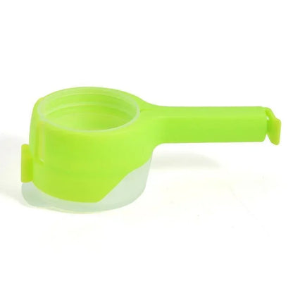 Food Storage Bag Clips with Pour Spouts - Kitchen Chip Sealer Clips, Plastic Cap for Freshness