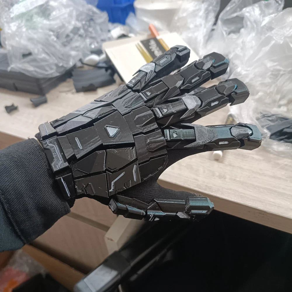 3D Printed Gothic Mechanical Gloves - Handmade Punk Techwear Hand Armor for Cosplay & Costume