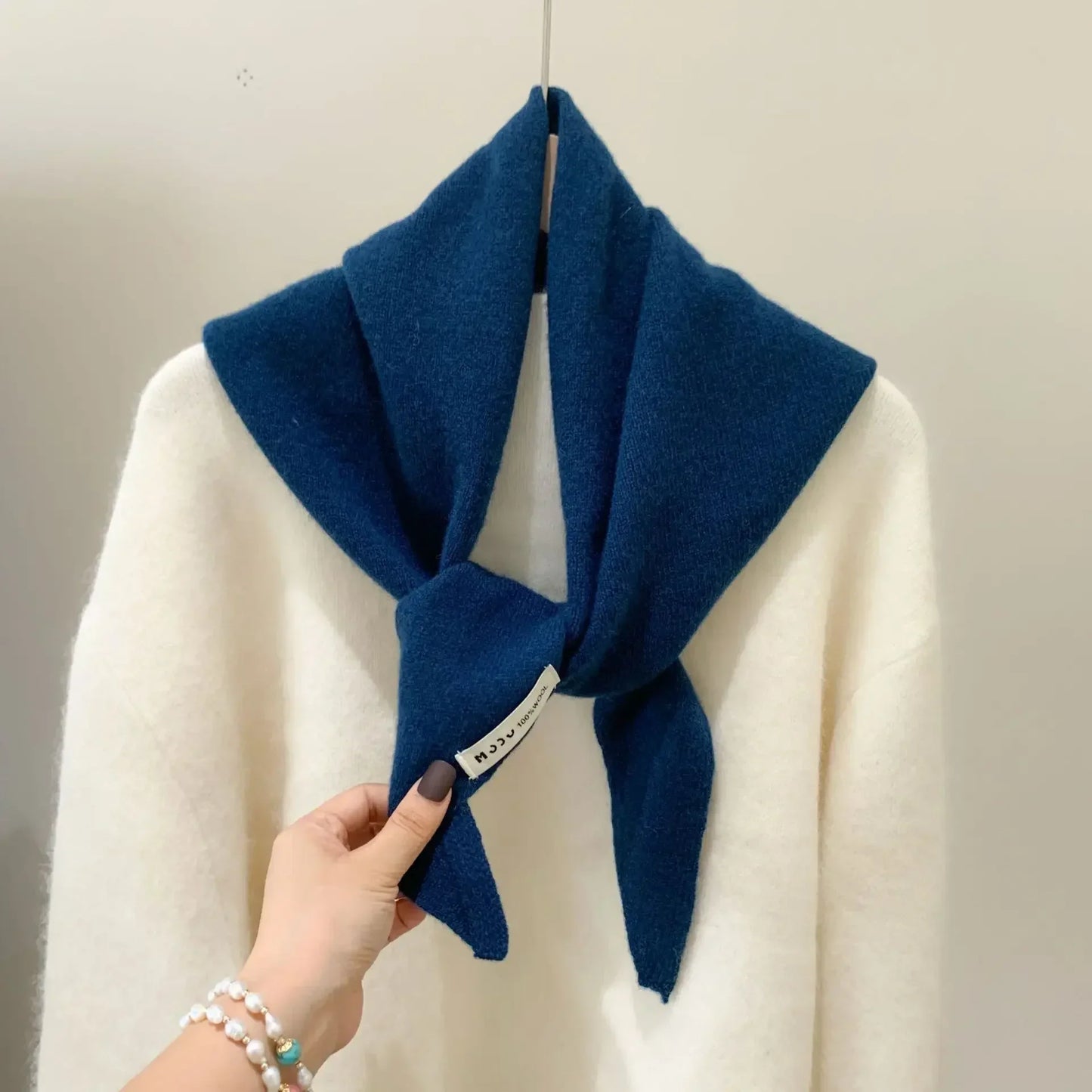 Women’s Wool Triangle Scarf – Multi-Functional Knitted Headscarf