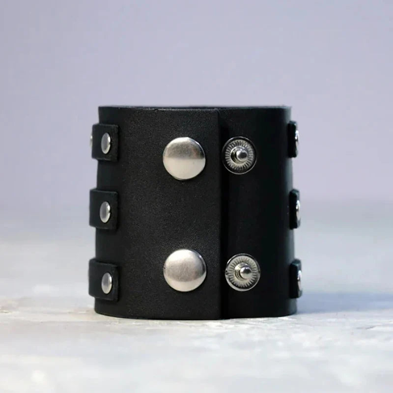 Vintage Leather Cuff Bracelet - Gothic Punk Adjustable Wristband with Concealed Buckle, Men's Metal Armband Jewelry