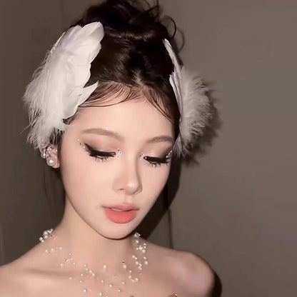 White Swan Feather Hairpin – Ballet Style Side Clip with Faux Pearl for Girls, Party & Stage Performance Accessories