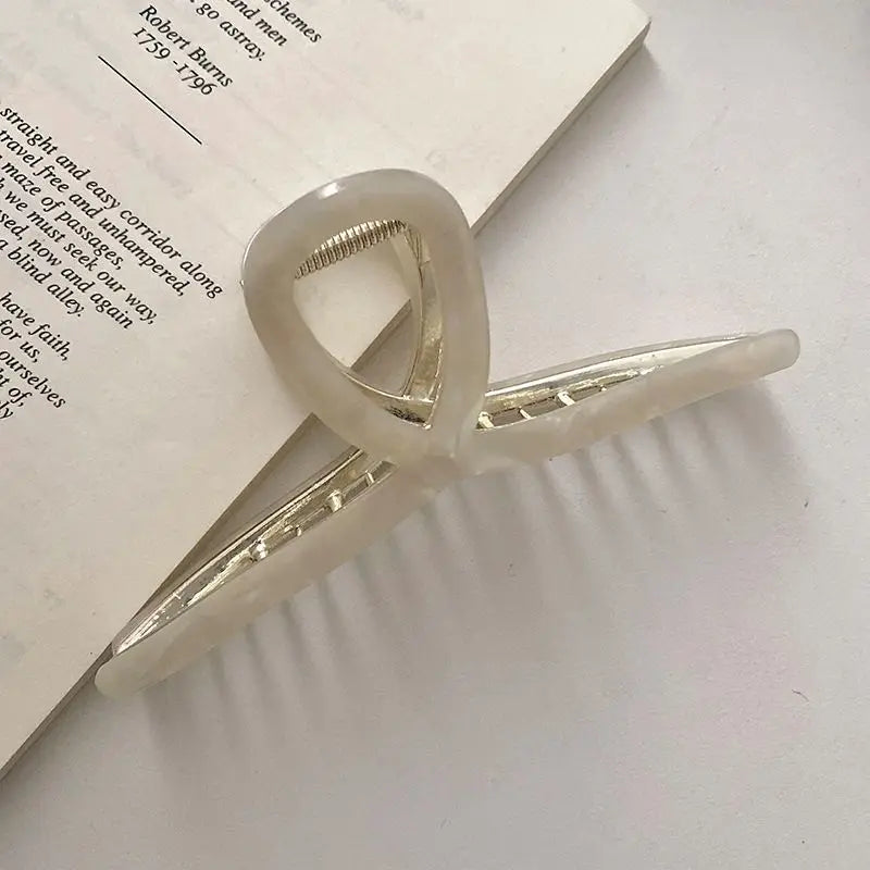 Metal Hair Clip for Women | Large Shark Clip, Hair Volume Accessory & Stylish Headband