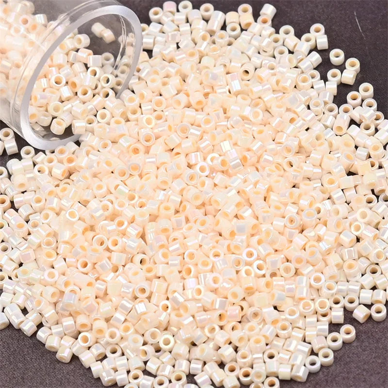 11/0 Mini Glass Beads – 2000PCS Small Cylindrical Beads for DIY Jewelry Making, Necklaces & Bracelets, 10g/Pack