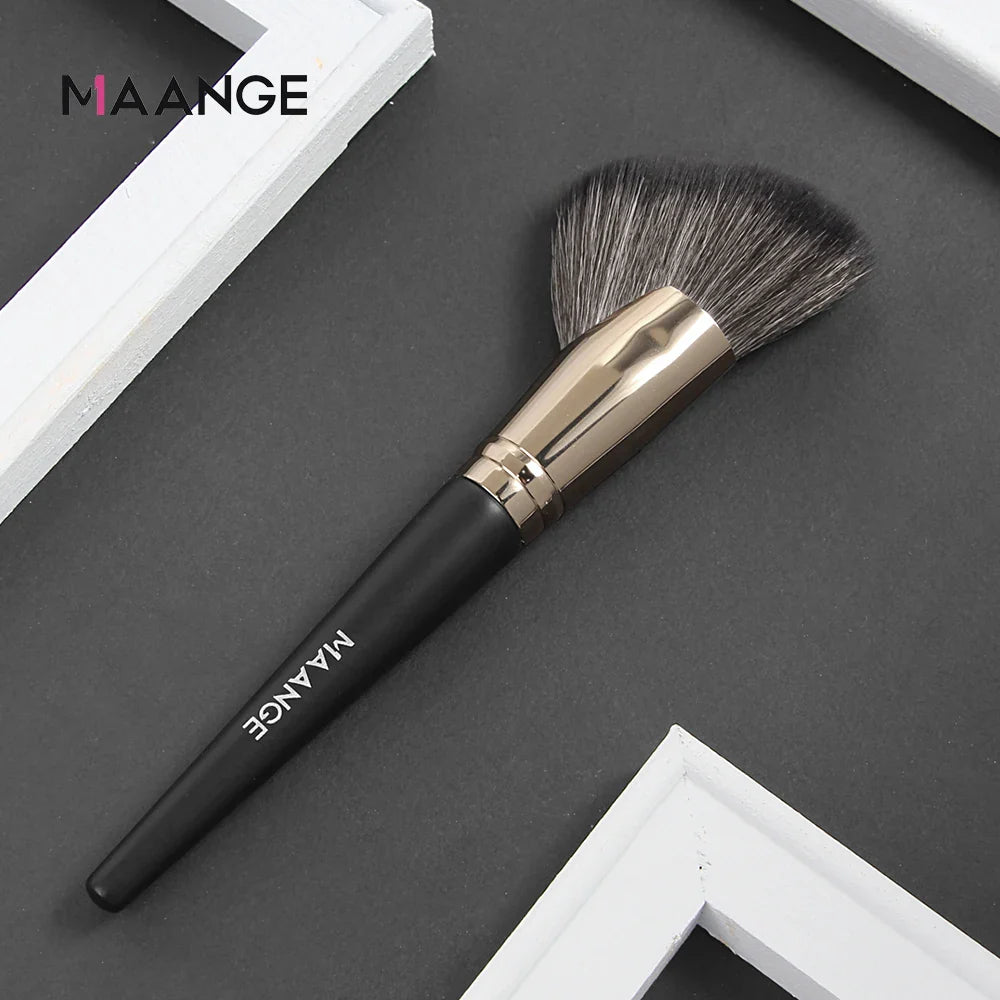 MAANGE Angled Blush & Bronzer Brush – Dense Premium Makeup Brush for Face Contouring & Highlighting, Ideal for Creams & Powders