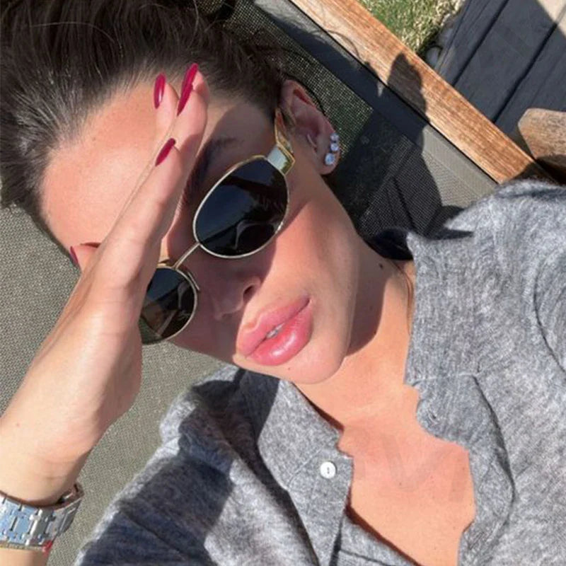 Fashion Oval Retro Sunglasses for Women – Classic Metal UV400 Goggles, High-Quality Outdoor Eyewear for Men & Women