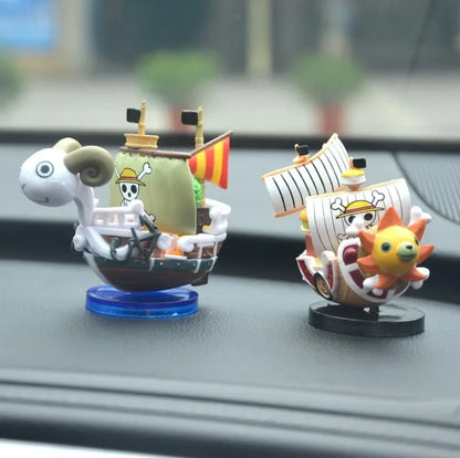7cm One Piece Anime Ship Figure — Mini Luffy & Thousand Sunny Going Merry Assembled Model Toy