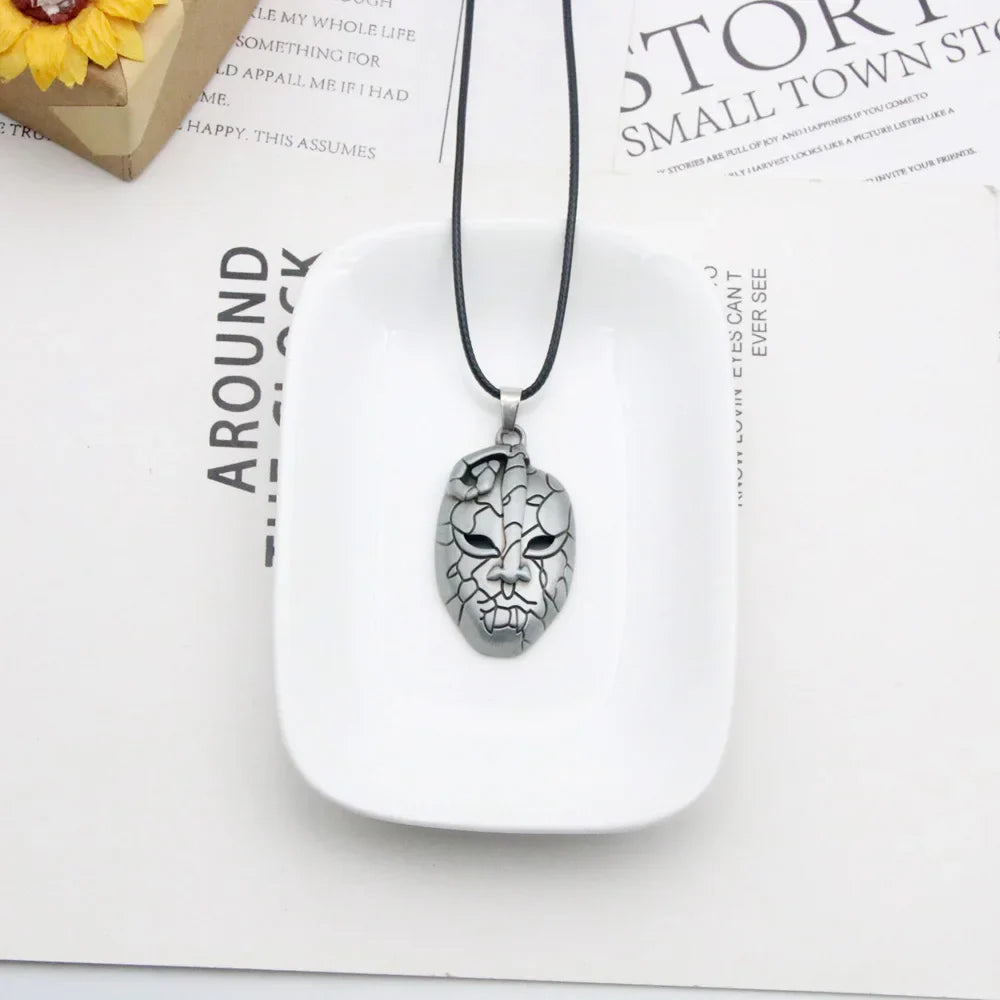 JoJo’s Bizarre Adventure Arrow Pendant Necklace – Josuke & Jotaro Cosplay Jewelry Gift