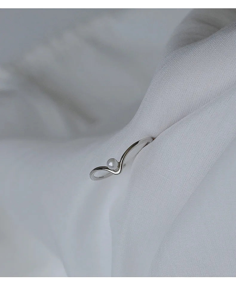 VENTFILLE 925 Sterling Silver Pearl Smile Ring — Adjustable Stackable Fashion Jewelry for Women