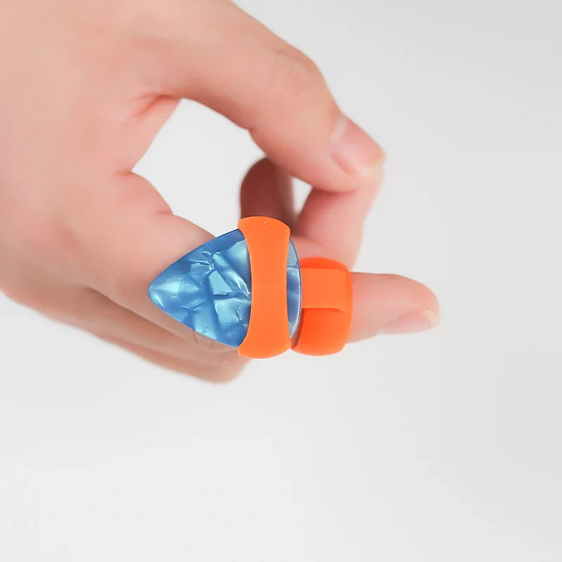 Guitar Picks Holder Finger Cover - Non-Slip Storage Cover for Folk Acoustic and Electric Guitars - Auxiliary Strumming Artifact