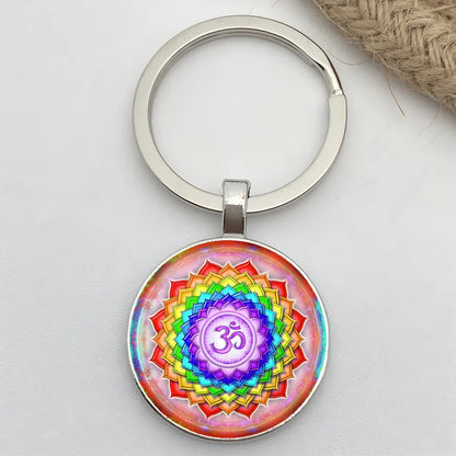 Retro Mandala Flower Yoga Keychain – Buddhist Chakra Glass Car Keyring for Men & Women Spiritual Jewelry Gift Accessory
