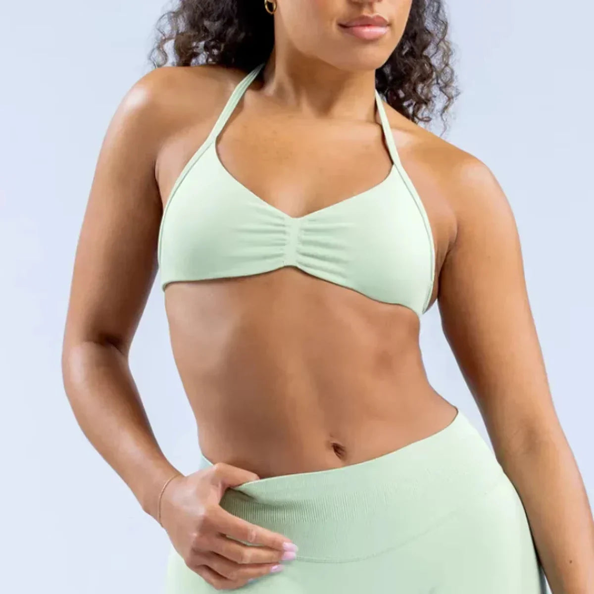 Impact Strappy Bra with Logo – Seamless Halterneck Yoga Top, Padded Gym Crop & Light Support Sports Bra