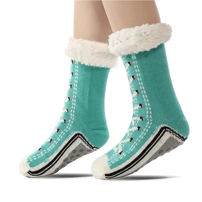 Women’s Winter Thermal Fluffy Socks – Soft Plush Non-Slip Floor Slippers with Short Fuzzy Grip and Zipper