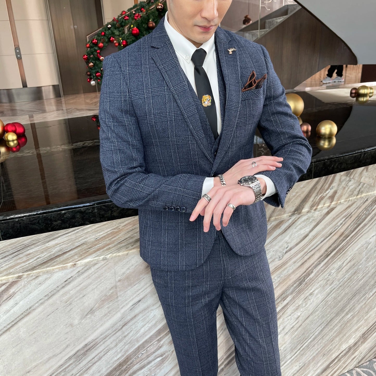 Men’s British Korean Plaid Three-Piece Suit – Stylish Business Casual Set with Blazer, Vest & Trousers