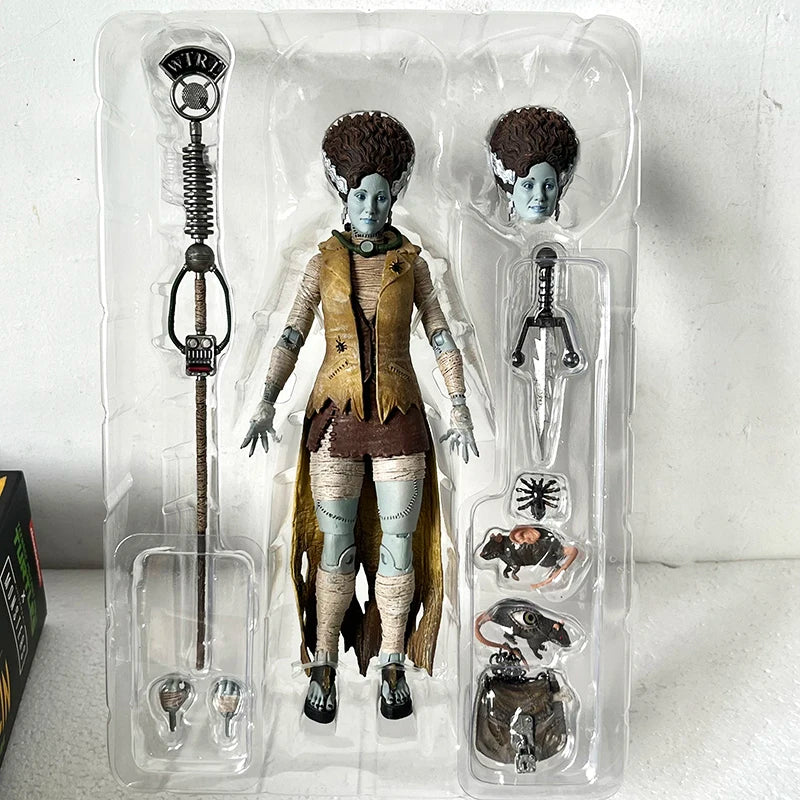 NECA Teenage Mutant Ninja Turtles Action Figures – Last Ronin Leonardo, April O’Neil, Casey Jones, Michelangelo, Raphael & More