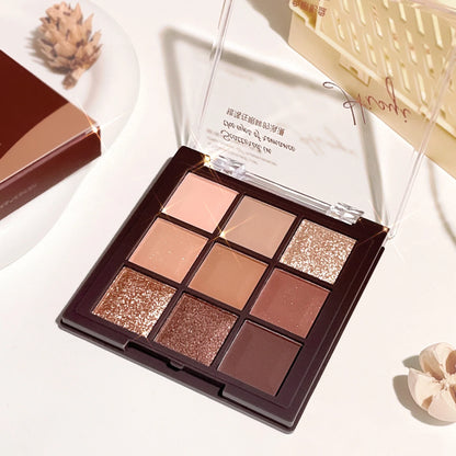 9-Color Chocolate Eyeshadow Palette – Pearl Shine, Fine Glitter, Matte Earth Tones & Highlighter Makeup