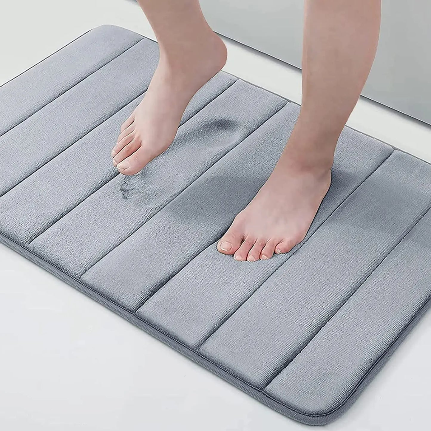 Memory Sponge Striped Bathroom Mat – Non-Slip, Water Absorbent, Machine Washable Floor Rug