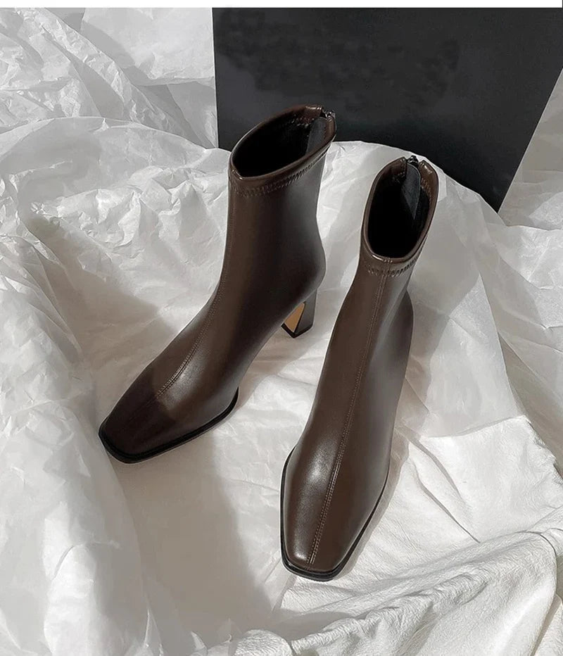 Vintage Warm Cotton Women’s Ankle Boots – Fashionable Square Toe, Elegant Autumn & Winter Short Booties with Thick Heel