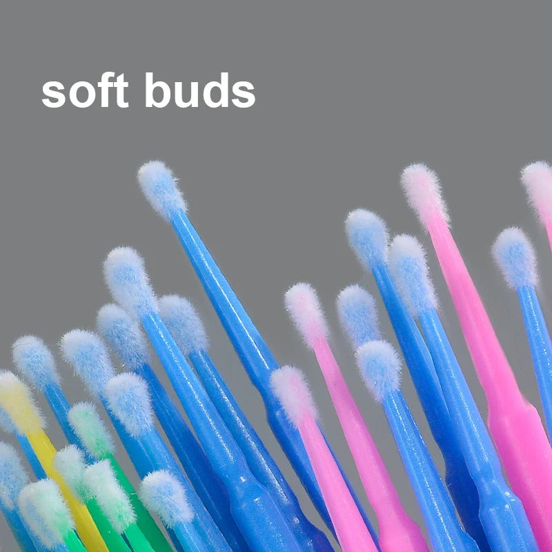 100pcs Eyelash Cleaning Brushes – Micro Cotton Swabs for Lash Extensions & Makeup Remover