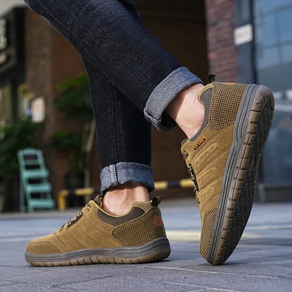 Men’s Durable Hiking Shoes – High-Traction Trail Sneakers for Trekking & Mountaineering