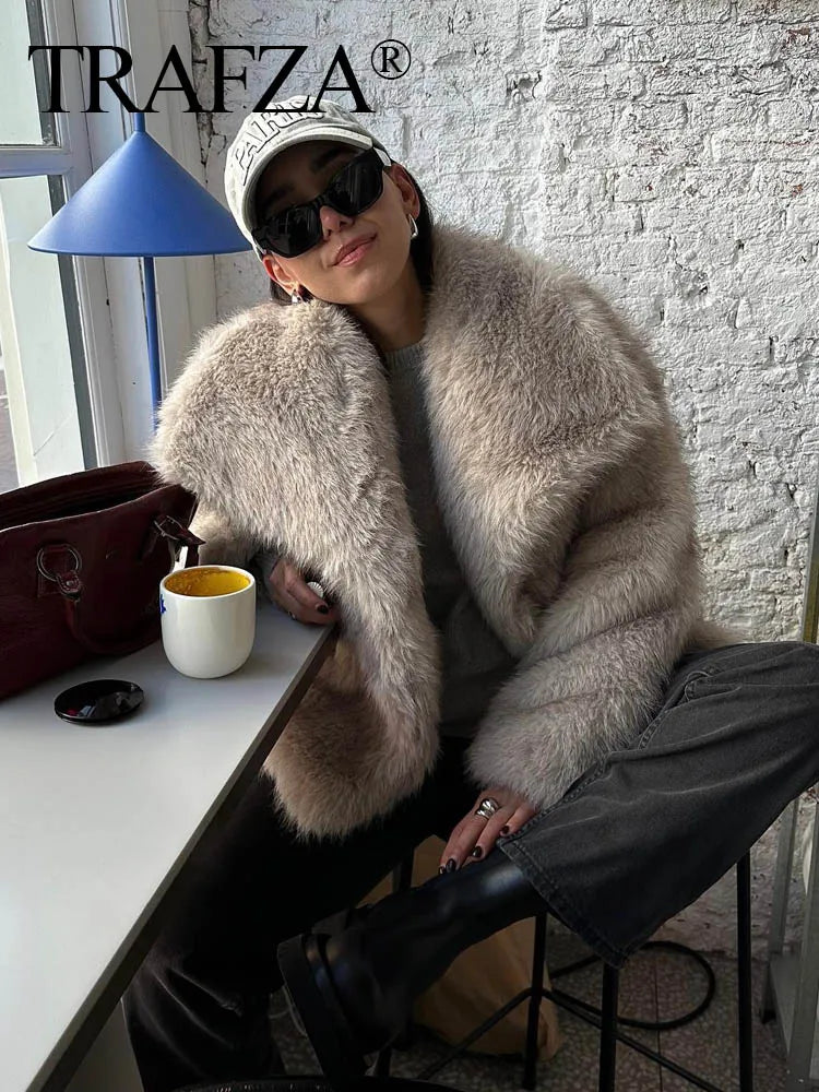 TRAF 2024 Women's Cropped Faux Fur Jacket – Chic Lapel Collar, Long Sleeve, Front Snap-Button Thick Coat