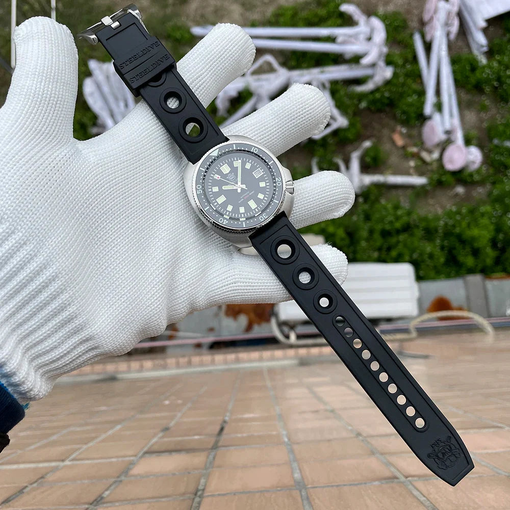Steeldive SD1970 Men’s Automatic Dive Watch — 200M Waterproof, White Date Background, AR Coating Sapphire Glass, NH35 Black Dial Turtle Design