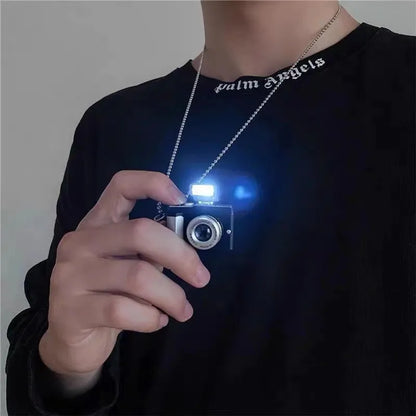 Fashion Camera Pendant Necklace – Vintage Flash Light Camera Jewelry with Long Chain for Women & Men, Punk Party Accessory