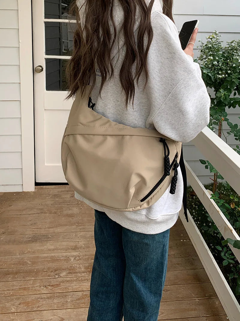 Large Capacity Nylon Crossbody Bag – Casual, Versatile Shoulder Bag for Commuting & Sports, Lightweight Hobo