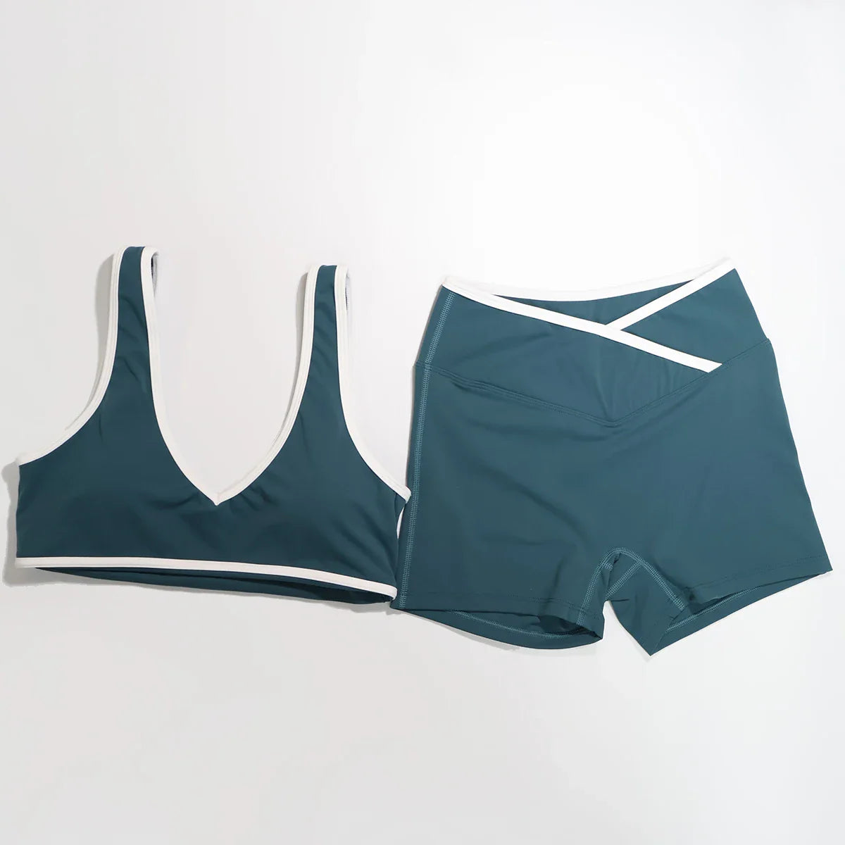 Women's 2-Piece Yoga Set – Color Block Sports Bra and Fitness Shorts Outfit for Summer Workout & Gym