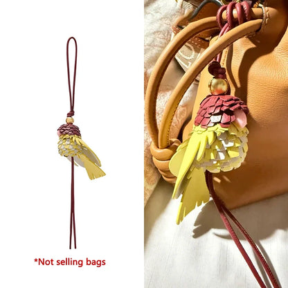 Genuine Leather Parrot Bird Bag Charm – High-End Durable Handmade Fashion Accessory for Women’s Bags, Exquisite Decorative Pendant