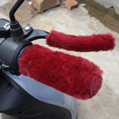 Winter Motorcycle Handlebar Warm Grip Covers – Simulated Plush Thick Gloves for Scooters & Universal Hand Warmer Protection