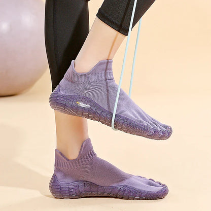 GallonShark Five Finger Shoes — Split Toe Soft-Soled Fitness Shoes for Men & Women, Pilates Yoga Sandals
