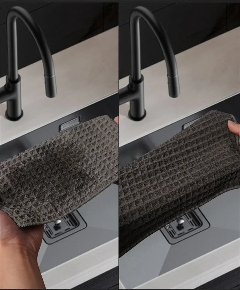 Barista Cleaning Cloth – Super Absorbent Microfiber Towel for Coffee Machines & Kitchen