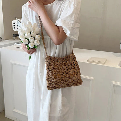 Woven Straw Crossbody Bag - Small Fashionable Shoulder Handbag for Women