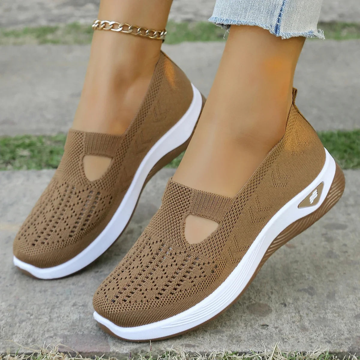 Women’s Casual Summer Sneakers - Lightweight Solid Flat Shoes for Everyday Four Season Wear