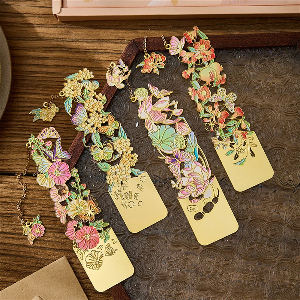 Retro Chinese Style Metal Hollow Bookmarks - Creative Book Clip, Student Stationery for School & Office, New Year Gift