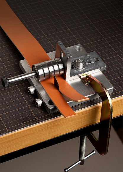WUTA Adjustable Leather Strap Cutter with C-Clamps – Professional Belt Cutting Tool with Sharp Blades for Handcrafting
