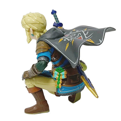 12CM Legend of Zelda Link Anime Figure – Collectible Action Toy Figurine Gift