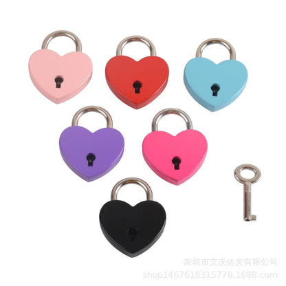 30x39mm Antique Heart-Shaped Padlock – Vintage Pink Romantic Key Lock for Diaries, Weddings, and Jewelry