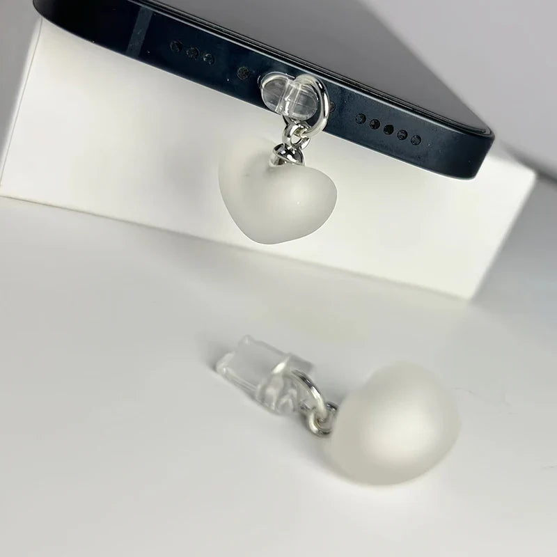 Heart-Shaped Phone Dust Plug Pendant - Universal iPhone/Type-C Accessory for Protection & Style
