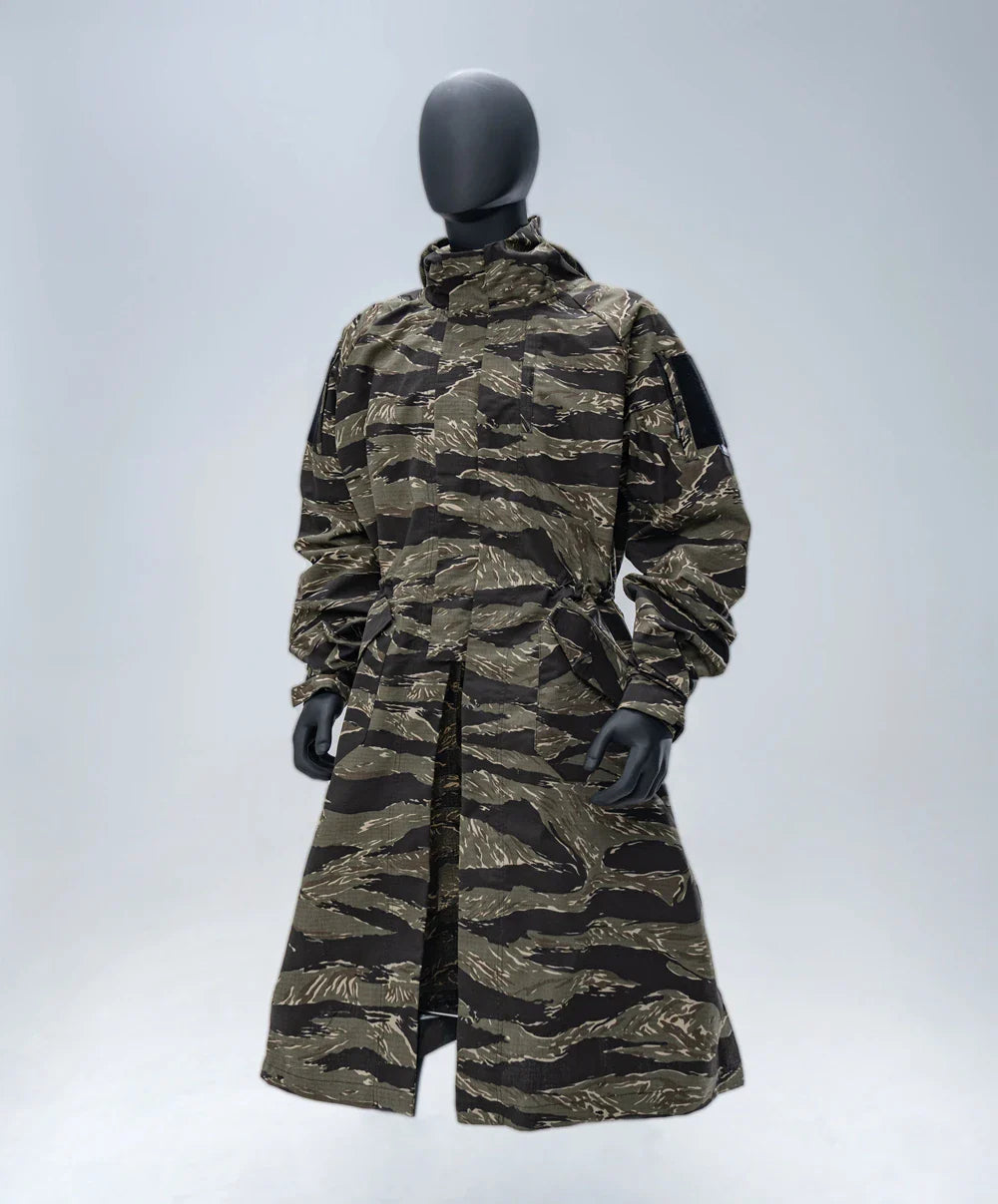 Polyester-Cotton Long Tactical Trench Coat – Hooded Outdoor Hunting & Cosplay Jacket